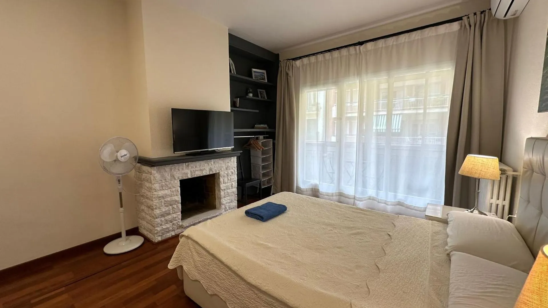 Bed & Breakfast Alojamiento Villaproma Barcelona